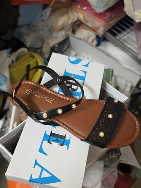 Nwt Stella Rose Black Pearl-Accent Sandals